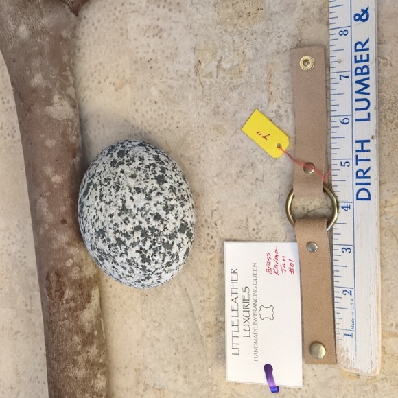 NEW! Handmade Genuine Suede Leather Brass Karma Circle Bracelet Brass Tan #01 - Picture 7 of 8